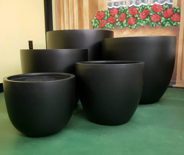 12 Inch Black Pot (matte)